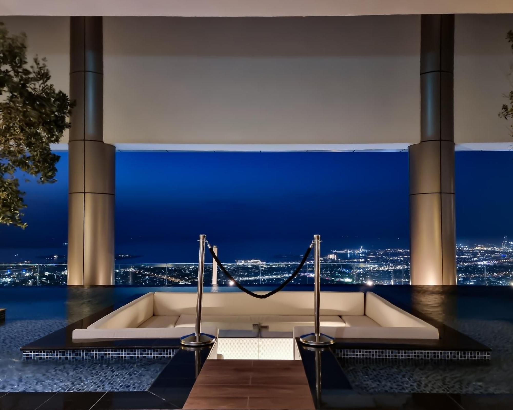 Apartment Amazing 64th Floor Infinity Pool With Burj Khalifa Views 2br In Paramount Midtown