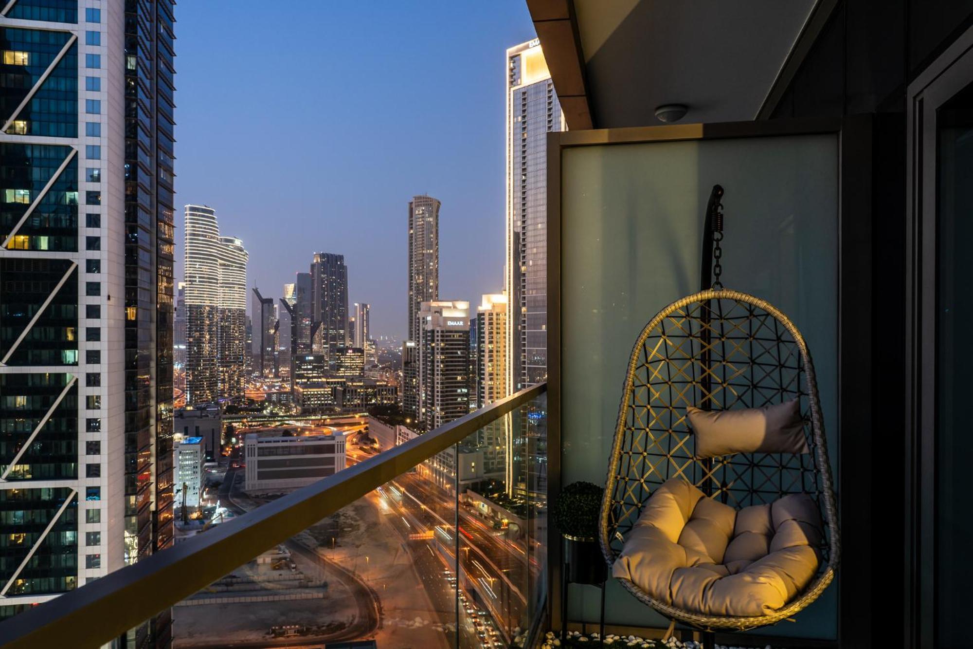 Apartment Amazing 64th Floor Infinity Pool With Burj Khalifa Views 2br In Paramount Midtown *