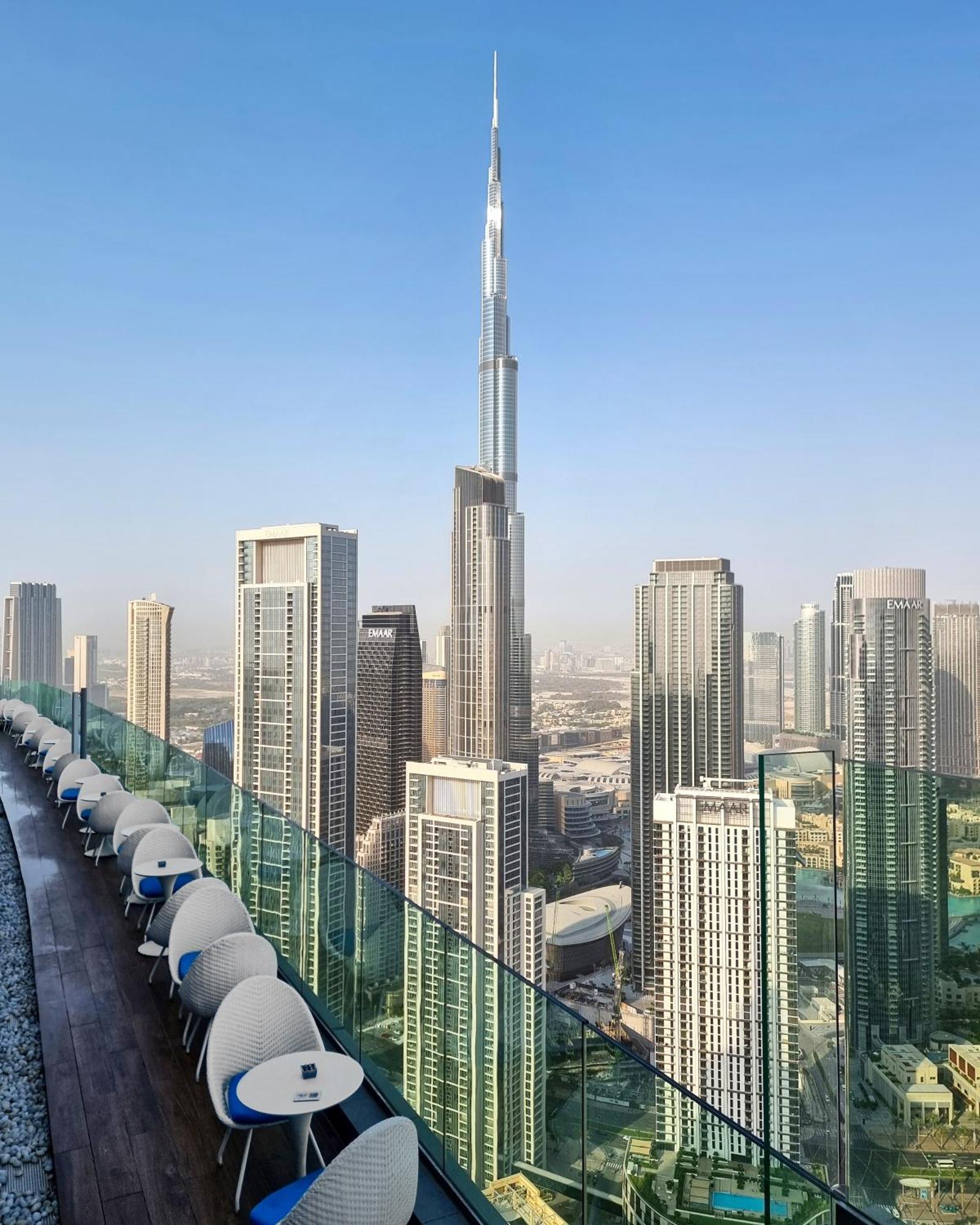 Apartment Amazing 64th Floor Infinity Pool With Burj Khalifa Views 2br In Paramount Midtown Dubai