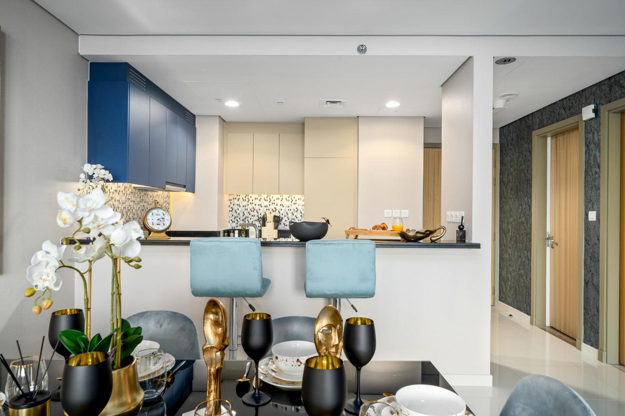 Amazing 64th Floor Infinity Pool With Burj Khalifa Views 2br In Paramount Midtown Apartment *