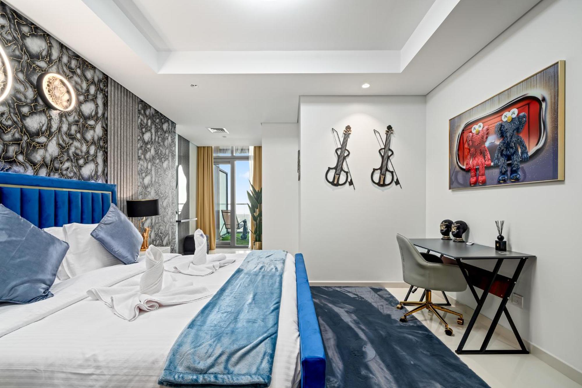 Amazing 64th Floor Infinity Pool With Burj Khalifa Views 2br In Paramount Midtown * Dubai